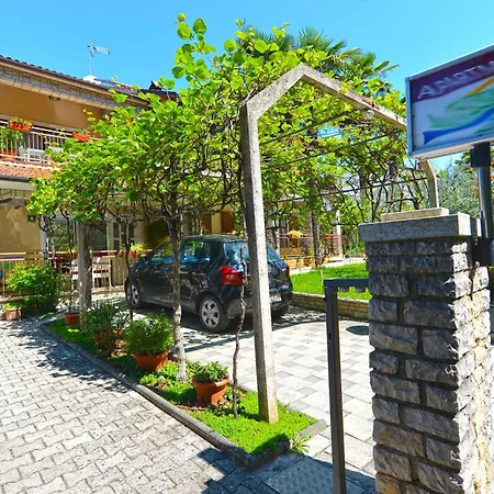 With A - C In Porec-istrien 44265 Poreč